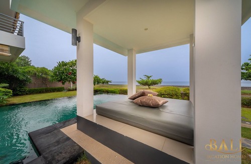 Kalisada Villa | Villa Manik Segara · Premium 3BR Ocean/beach front villa!