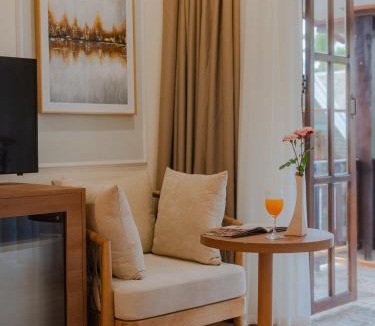 Luang Prabang Hotel | Villa Oasis Luang Prabang