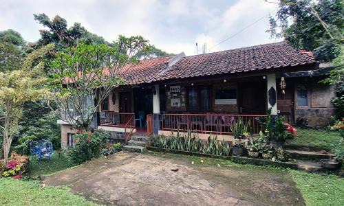 Cisarua House | Villa Rumah Jiddah