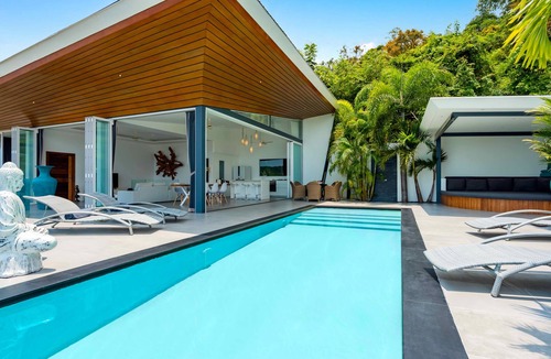 Bophut Hills Villa | Villa SAYAM by Villa For You located 5 min from Fisherman village.