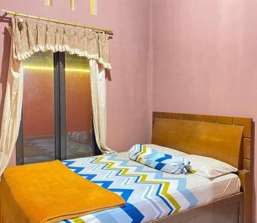 Cisarua Villa | Villa Syahal near Curug Cilember