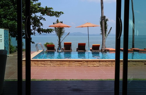 Ko Chang Villa | Villa With A Hot Tub