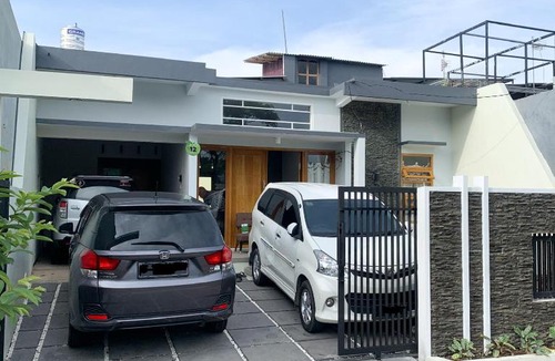 Sidomulyo Villa | Villa Zendi Family (syariah) dekat Alun alun Batu
