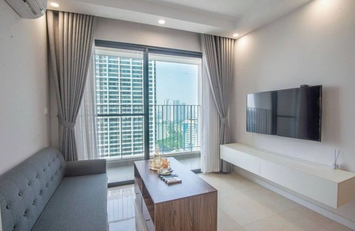 Trung Hoa Nhan Chinh Apartment | Vinhomes D’Capitale 2BR Apartment | Central & Fully Furnished