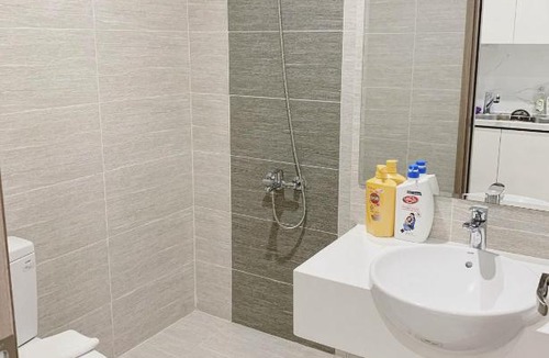 Tu Liem Apartment | Vinhomes Smart City - Studio Apartment - Cozy/Friendly/Luxury
