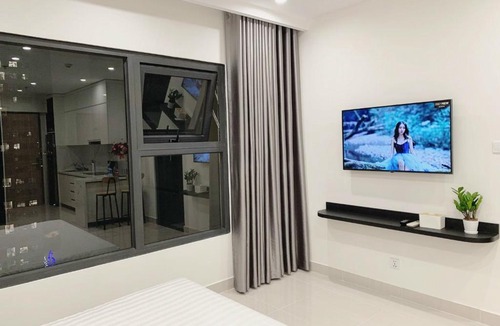 Tu Liem Apartment | Vinhomes Smart City - Studio Apartment - Cozy/Friendly/Luxury