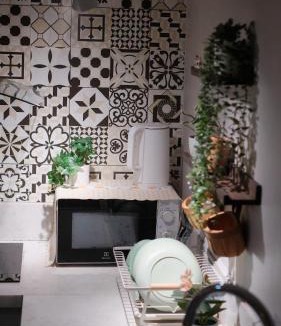 Hang Trong Apartment | Vintage Hanoi Apartment Walk to Old Quarter