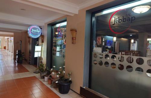 Kelapa Gading Barat Apartment | Vintage Nest