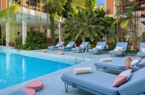 Downtown Siem Reap Hotel | Viroth's Villa