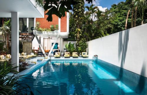 Downtown Siem Reap Hotel | Viroth's Villa
