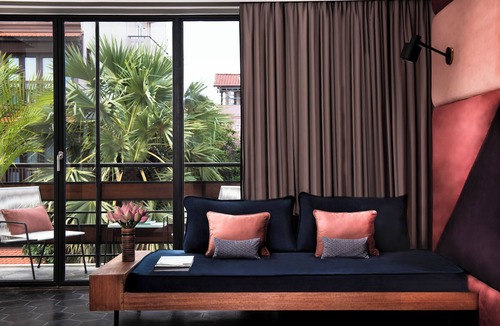 Downtown Siem Reap Hotel | Viroth's Villa