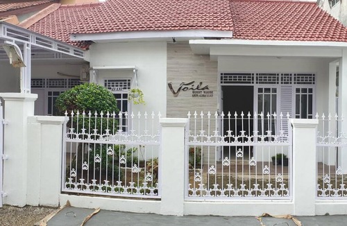 Cilacap House | Voila Guest House Cilacap