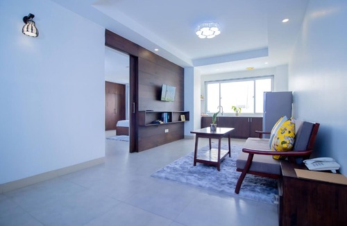 Daun Penh Hotel | Vrest Hotel