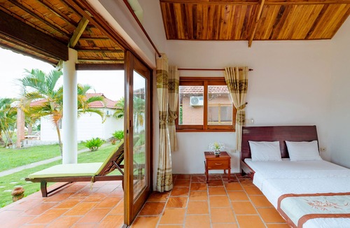 Cua Can Village Hotel | Vung Bau Resort