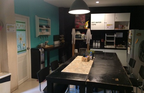 Khlong Toei Hostel | VX The Fifty - Hostel