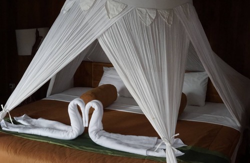 Labuan Bajo Hotel | Waecicu Eden Beach Hotel