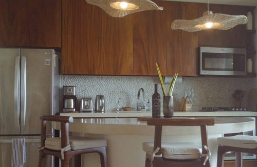 Playa Las Gatas Apartment | WALK to Beach - Luxury 2 bed 2 bath at Armadillo