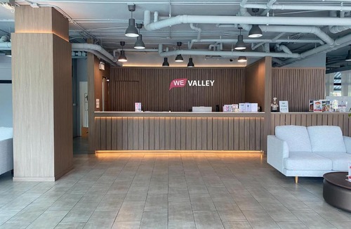 Chang Phueak Hotel | WE Valley Hotel