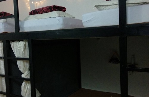 Ninh Kieu Hostel | WeeWay homestay - 5min walk to Ninh Kieu quay