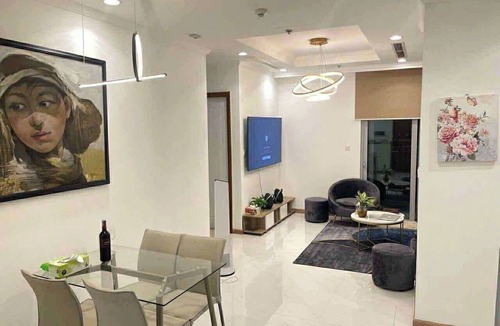 Hang Xanh Apartment | Welcome Vinhome Central park, balcony apartment overlook sparkling Saigonview