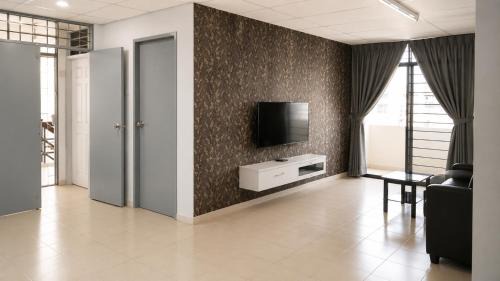 Downtown George Town House | Wellness Home Stay
