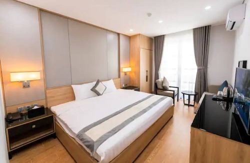 Duong To House | West coast Phu Quoc island 13BR Townhouse with Beach and swimming pools