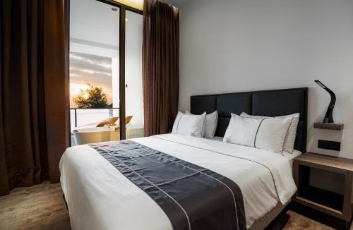Mittakpheap Hotel | White Boutique Hotel and Residences