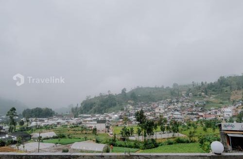 Kejajar Cabin | White Cabin By Travelink