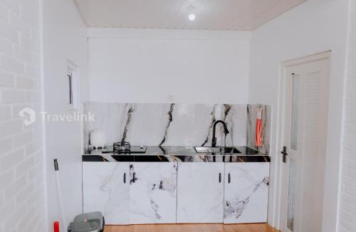 Kejajar Cabin | White Cabin By Travelink