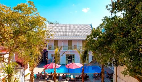 Luang Prabang Hostel | White Elephant Hostel