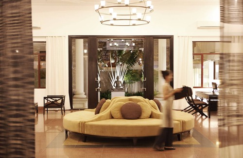 Phnom Penh City Centre Hotel | White Mansion