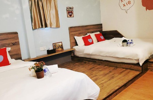 Hulu Kinta Hotel | Winggarden Murals House by JE Boutique Guesthouse