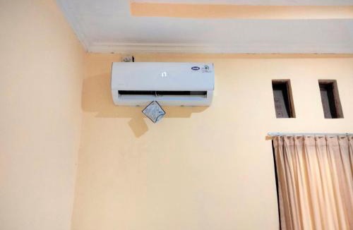 Demak Hotel | Wisma Mutiara near Alun Alun Demak Mitra RedDoorz
