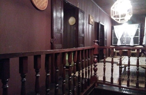 Chang Moi House | Wooden House in City Center