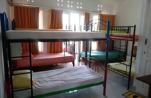 Padonan Hostel | Woodstock Guesthouse in Bali