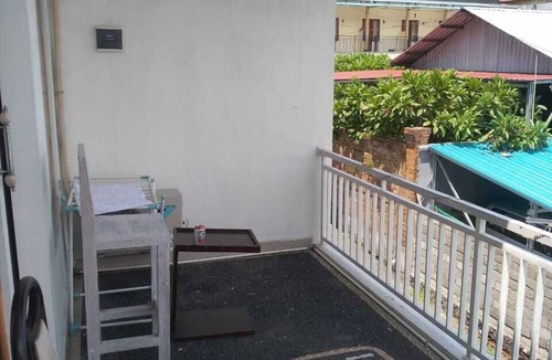 Padonan Hostel | Woodstock Guesthouse in Bali