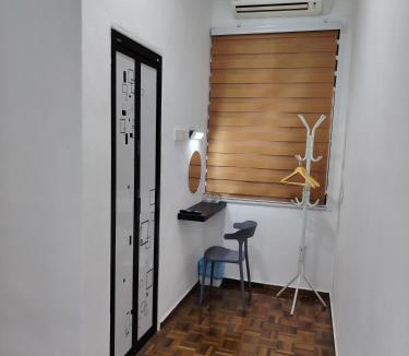 Kuantan House | YNY Guest House