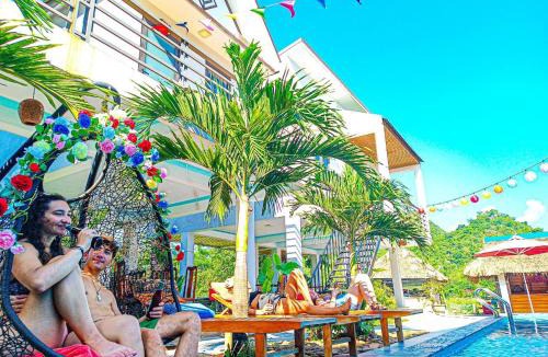 Phong Nha Bed & Breakfast | Yolo Pool Villas