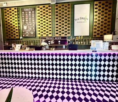 Pakse Hostel | You Empire Hostel & Bar