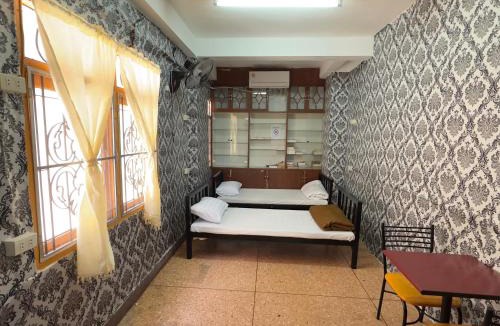 Ratchathewi Hostel | Yuma Tashi Hostel