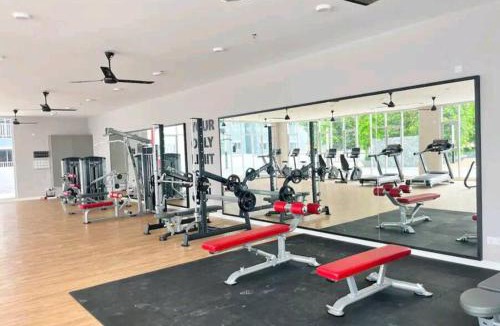 Kota Warisan Apartment | Zaharah Homestay, Sepang