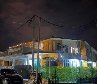 Kampung Jelatang House | ZD Homestay