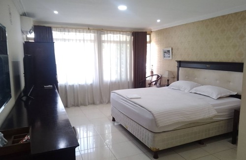 Menteng Hotel | Zen Boutique Syariah Hotel