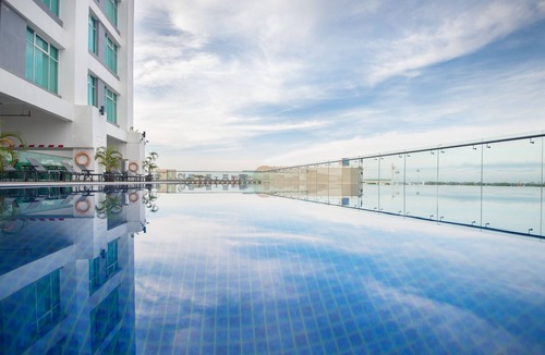Pekan Melayu Hotel | Zenith Kuantan