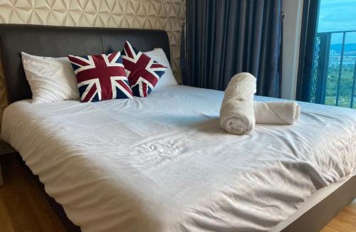 Shah Alam Apartment | Zillion Cozy - Trefoil Setia Alam- Next to Setia City Mall & Convention Centre