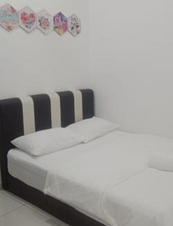Kampung Gong Badak House | ZR D'Jembal Homestay, Gong Badak