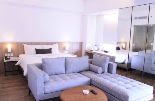 Bekasi Hotel | Zuri Express Lippo Cikarang