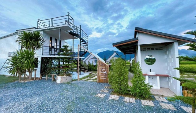 ฮักดอยคาเฟ่ แคมป์&โฮมสเตย์ สะพานสายรุ้ง จ.น่าน