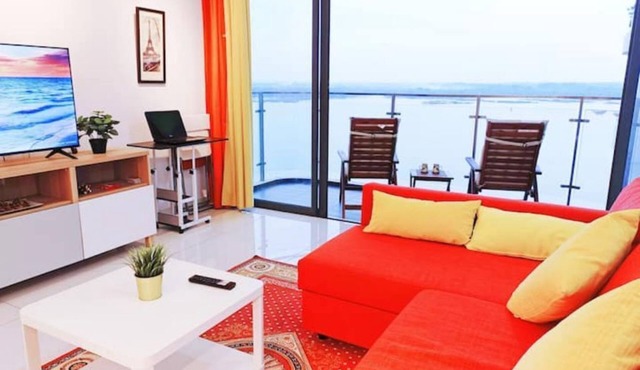 海滨度假屋3BR~Walk to Beach Seaview@4-13pax#RoyalStrand