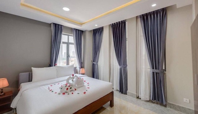 03 BEDROOM/SOHO RESIDENCE- PHNOM PENH Located in City Center, Shopping mall